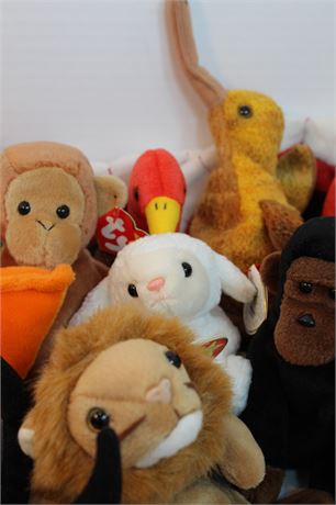 bid.ezdownsizing.com - Collection of TY Beanie Babies, Most with Tags