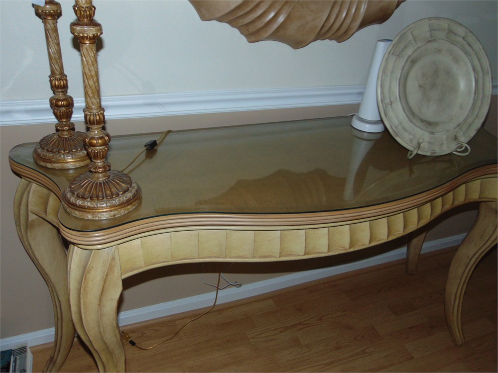 bid.ezdownsizing.com - Curved Leg Console Table with Protective Glass